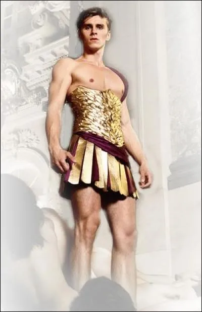 Il fera détruire le temple de Jérusalem, connu pour ses nuits de débauche, entouré de mignons et d'eunuques. Mais ce qui éveillait chez les Romains une haine envers lui était sa relation amoureuse avec la princesse juive Bérénice. Qui est-il ?