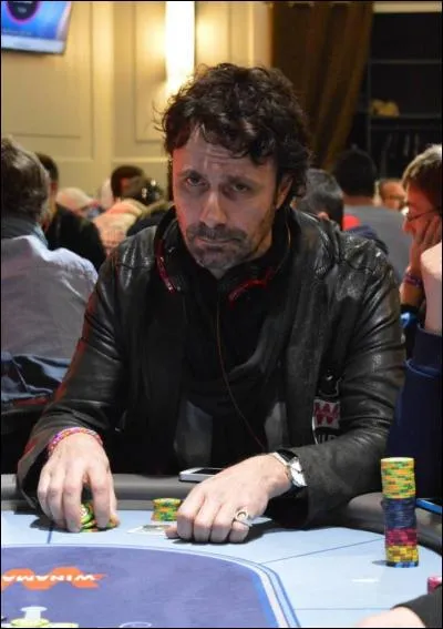 Christophe Carrière a écrit un livre nommé :