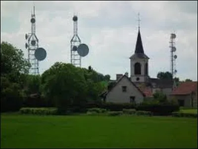 Le village de Curtil-Saint-Seine, en Côte-d'Or, se trouve dans la nouvelle région ...