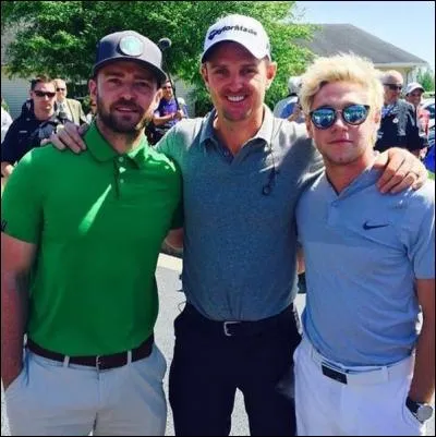 Qui joue au golf très souvent ?