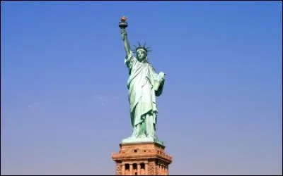 Le premier suicide enregistré sur la statue de la Liberté s'est déroulé le 13 mai 1929.