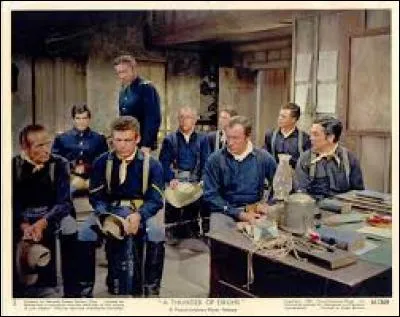 En quelle année le film "Tonnerre apache" a-t-il été diffusé pour la première fois ?