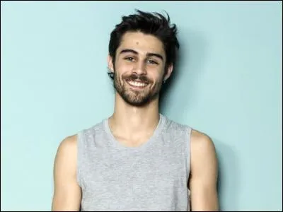 Quel est le vrai nom de Tom&aacute;s ?