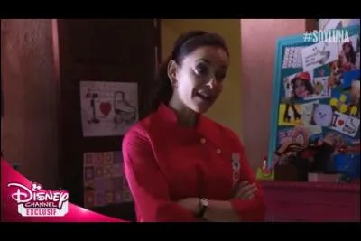 Quel est le métier de la mère de Luna ?