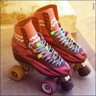Et pour finir, à qui appartiennent ces patins colorés ?