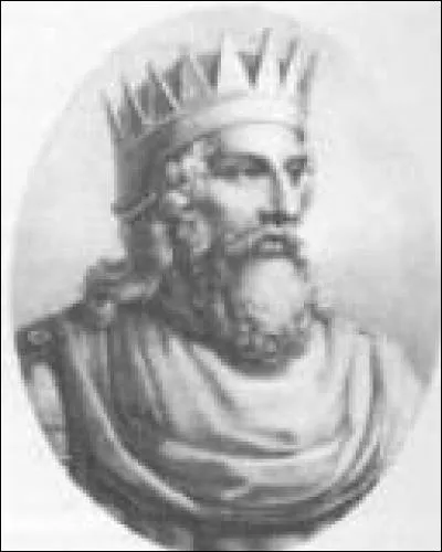 Roi franc de 448 à 458, il combattit Attila aux champs Catalauniques. C'est :