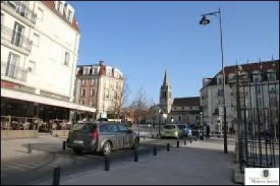 Ville de l'arrondissement de Créteil, Maisons-Alfort se situe dans le département ...