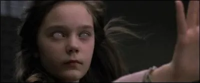 Dans la série Supernatural, par qui Lilith se fait-elle transformer en démon ?