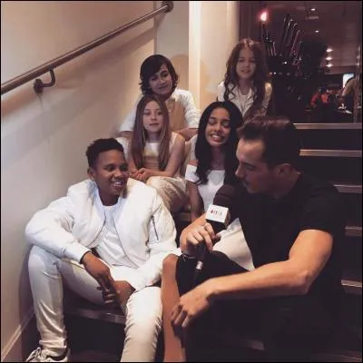 Quelle chanson ont-ils chantée pour le Sidaction sur France 2 ?