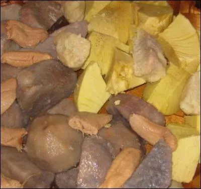 Les féculents utilisés dans le ahima'a sont :