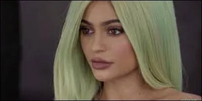 Quel est le nom de son chirurgien ?