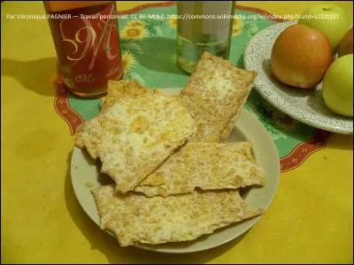 Parmi ces propositions, laquelle d&eacute;signe un beignet fin et croustillant de forme rectangulaire ?