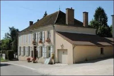 Commune champardennaise, dans l'arrondissement de Bar-sur-Aube, La Villeneuve-au-Chêne se trouve dans le département ...