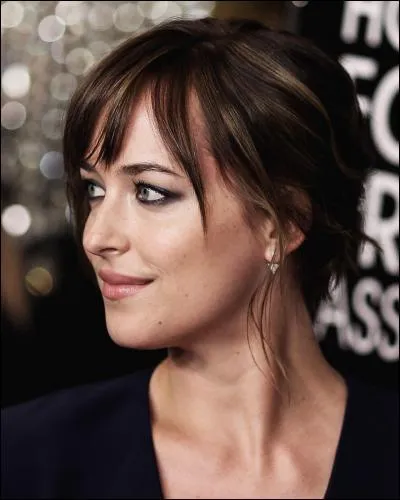 Avec quel acteur connu est-elle sortie ?