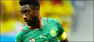 Quelle est la sélection nationale du joueur sur la photo ?