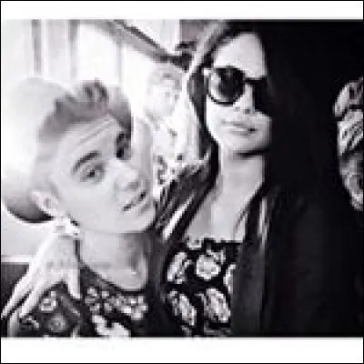 Avec qui a-t-il eu une relation de 2 ans ?