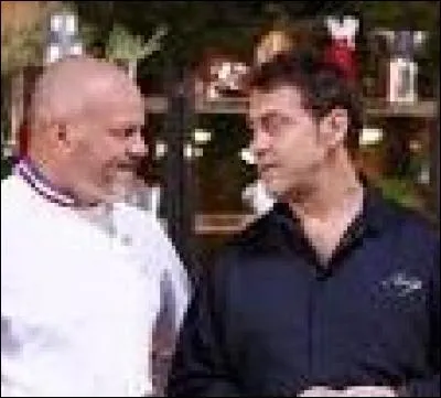 Qui sont ses deux chefs ?