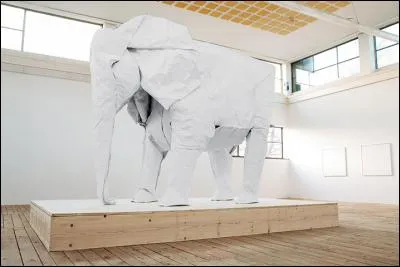 Quel chanteur interprète "Le Géant de papier" en 1987 ?