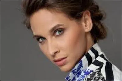 Qui est cette animatrice TV française ?