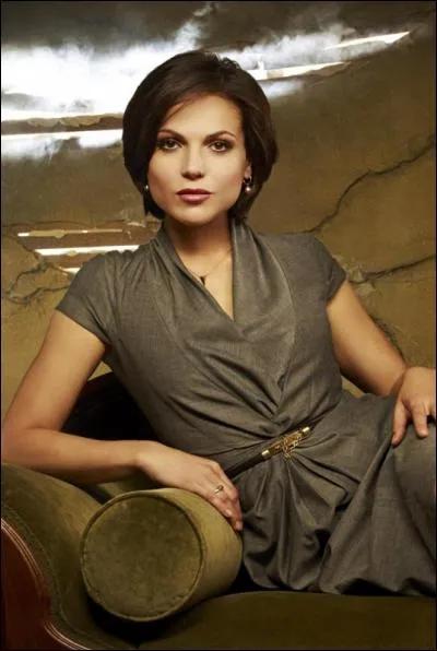 Comment s'appelle la Méchante reine à Storybrooke ?