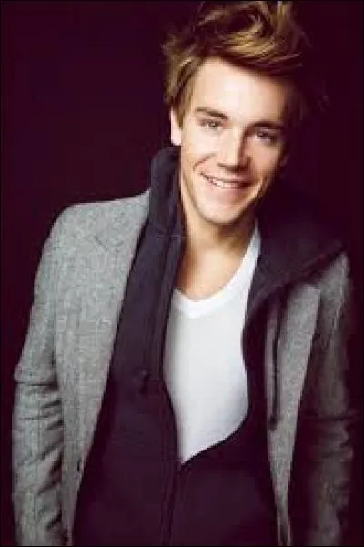 Qui interprète Dominic ?