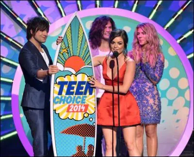 Lors des Teen Choice Awards 2014, combien de fois la série a-t-elle été nominée ?