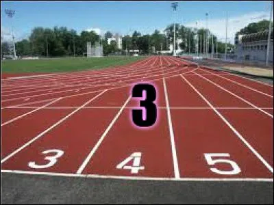 3 - La balance n'aime pas le printemps. En hiver, vous avez mangé trois tonnes de raclette. Gratin. Fromage. Fromaaaaaaage. Et au printemps, saison des premières robes, craccccc, ça coince, vous n'entrez plus dans vos affaires... Va falloir faire un peu de sport à la Usain Bolt, donc :