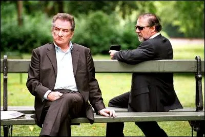 En 2004, Eddy Mitchell a joué dans un film nommé "Un printemps à Paris ".