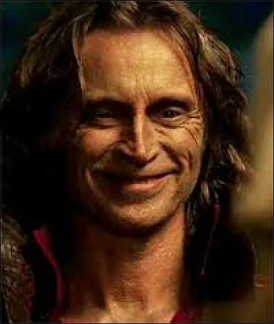 Comment s'appelle Rumplestiltskin à Storybrook ?