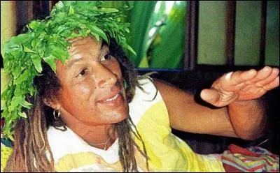 Bobby Holcomb artiste dans la peau, a contribué pour la musique, le chant et :