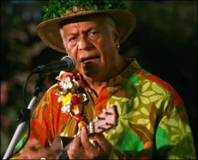 Qui est ce chanteur polynésien ?