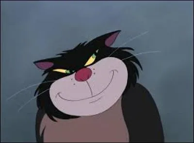 Comment s'appelle le chat de la belle-mère de Cendrillon ?