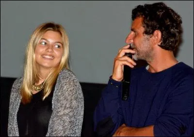 Est-ce que Louane a un petit copain ?