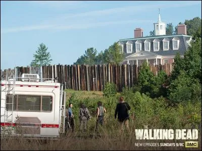 Comment s'appelle la ville où vit Jésus ?