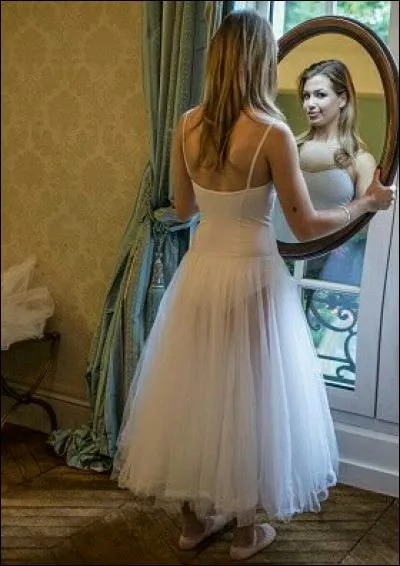 Plus jeune, EnjoyPhoenix a connu un moment difficile dans sa vie dont elle parle en vidéo.