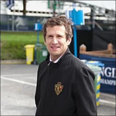 Quelle est la race du cheval "Pomme du Vallon" de Guillaume Canet ?