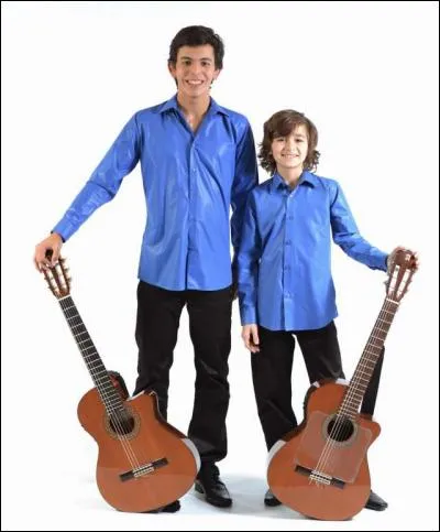 Comment s'appelle son cousin ?