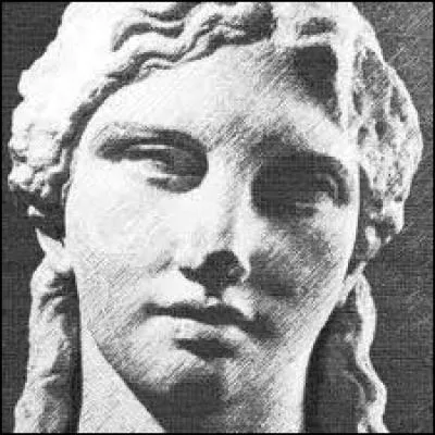 Qui est la déesse des accouchements, fille de Zeus et Héra ?