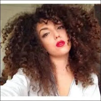 Quel est son âge (en avril 2016) ?