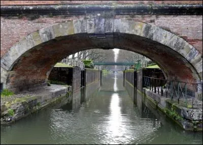 Quelle réalisation de Pierre-Paul Riquet est mise en service le 15 mai 1682 ?