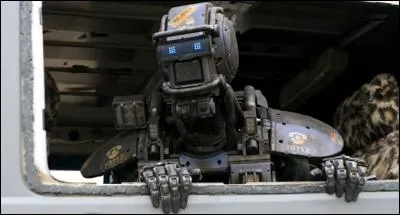 Quelle est la particularité de Chappie, cet adorable robot que l'on a pu voir sur nos écrans en 2015 ?