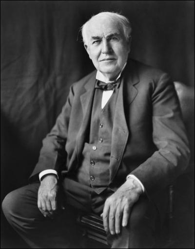 Avant l'invention du cinématographe, Thomas Edison réalisait déjà des films grâce à son kinétographe. En quelle année est sorti "Le Salut de Dickson", le tout premier film sur pellicule, parfois considéré comme le premier film du cinéma ?