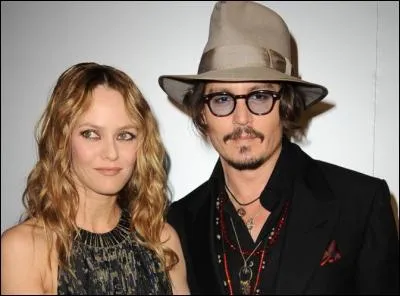 Que lui a offert Vanessa Paradis en cadeau de mariage ?