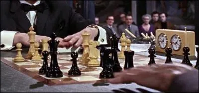 Dans quel film de James Bond peut-on observer cette sc&egrave;ne ?