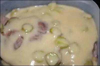 De quoi le roux blanc est-il la base ?