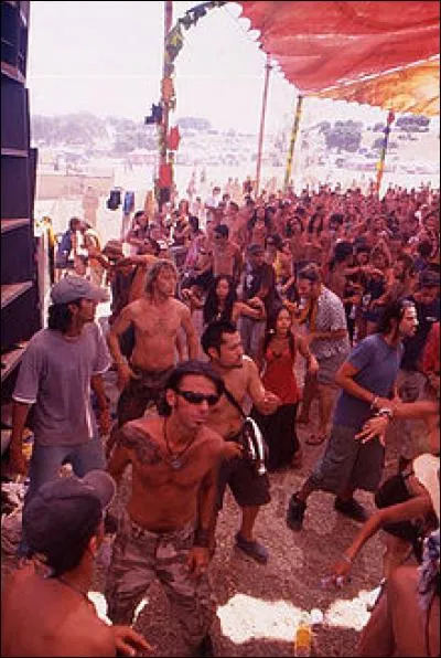 Le Boom Festival est un festival qui a lieu tous les deux ans. Où ça ?