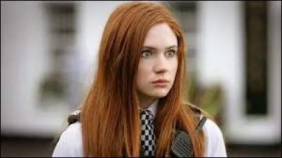 Dans "Doctor Who", comment la mère de River est-elle surnommée ?