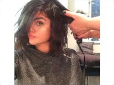 Avec qui sort Aria ?