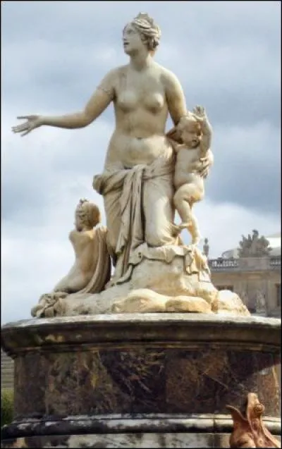 Sous quel nom était vénérée Leto à Rome ?