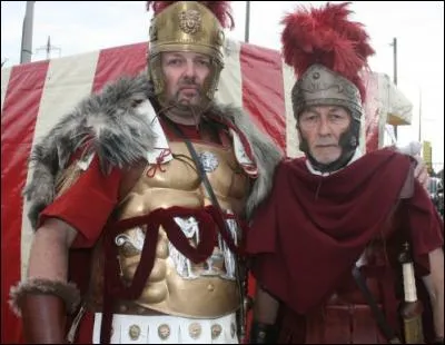 Qui sont les officiers supérieurs ?